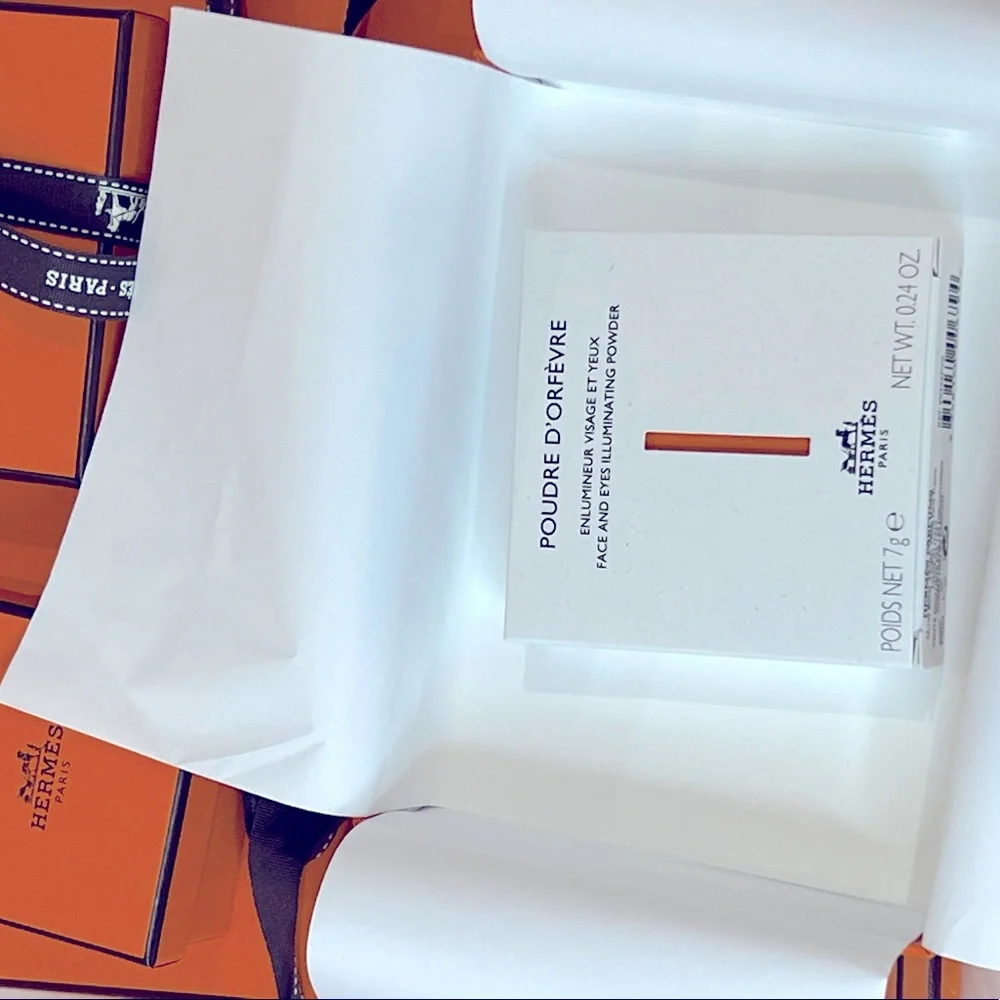 Brand New Limited&Rare Hermès 01 Permabrass Poudre D'Orfèvre Illuminating Powder - Picture 6 of 7